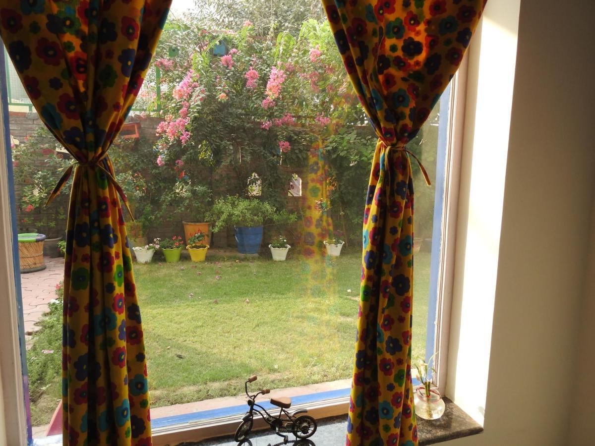 Coral Country Homestay อัครา ภายนอก รูปภาพ